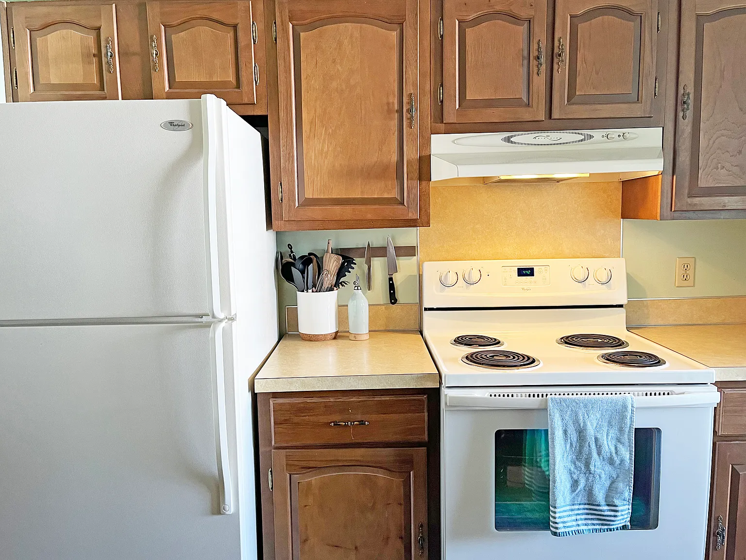 2 bed, 1200 sqft, $1,250 — Photo 4