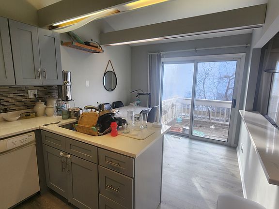 2nd image of 1218 Ballantrae Pl APT C