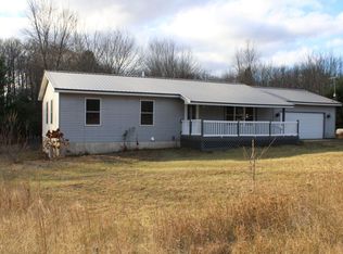 9396 Raspberry Rdg SW, Fife Lake, MI 49633