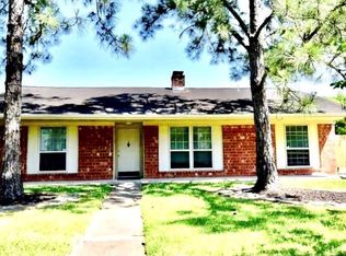 10115 Sagerock Dr, Houston, TX 77089