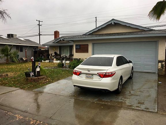 3rd image of 657 Skylark Ave
