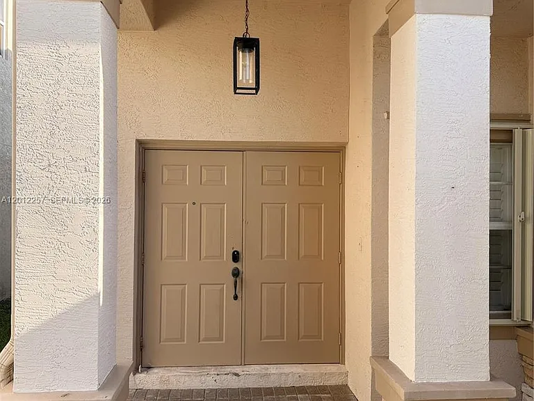 10434 White Pinto Ct — Photo 5