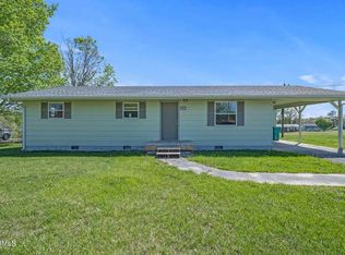 197 Myrtle Ave, Crossville, TN 38555
