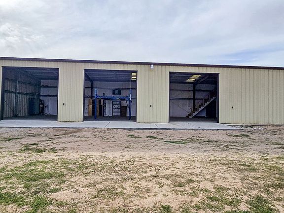 2nd image of 1466 W Perch Ave