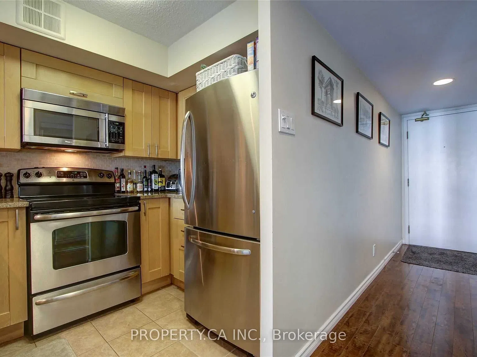 3 bed, $3,500 — Photo 3
