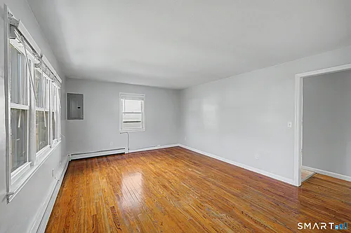22 Treat Ave Photo 1