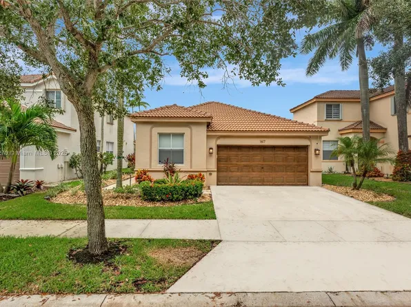1617 Winterberry Ln, Weston, FL 33327