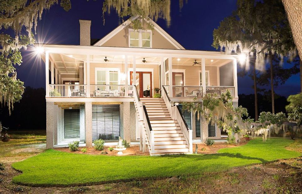 2nd image of 35 Reserve Dr
