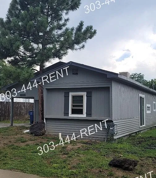 721 Glen Moor St — Photo 1