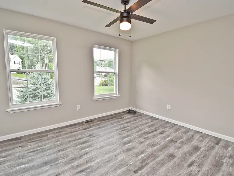 557 Marco Way — Photo 36