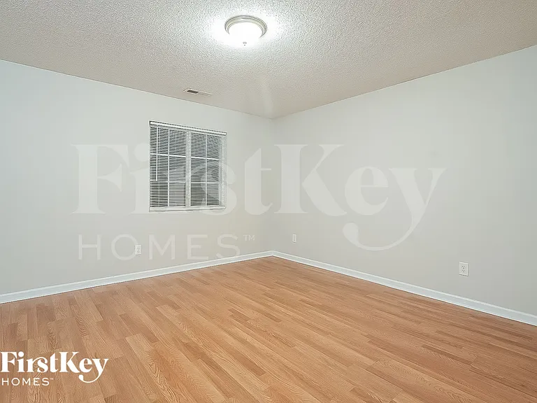 5701 Yachtsman Ct — Photo 15