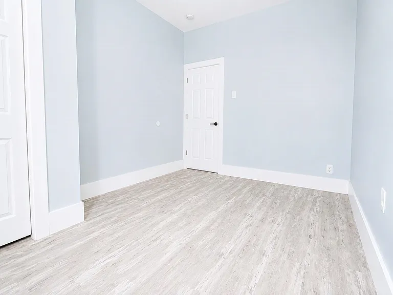 286 Grant Ave #2 — Photo 19