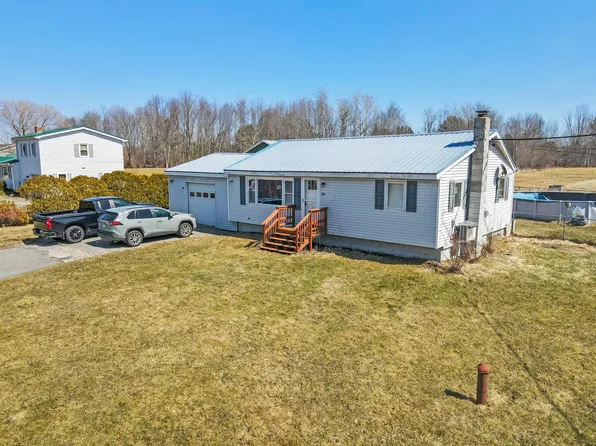 834 Main Street, Bradley, ME 04411