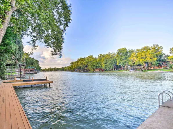 525 Lake Placid Drive, Out of Area, TX 78155