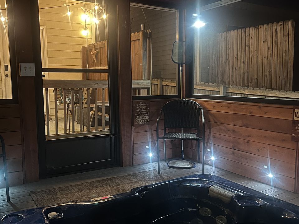 1st image of 110 Bakertown Rd