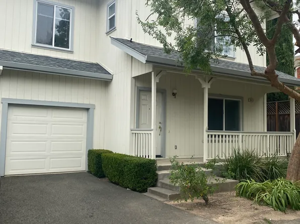 304 5th St W #B, Sonoma, CA 95476