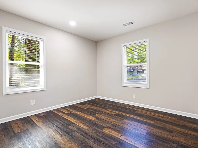 822 Pamela Dr — Photo 16