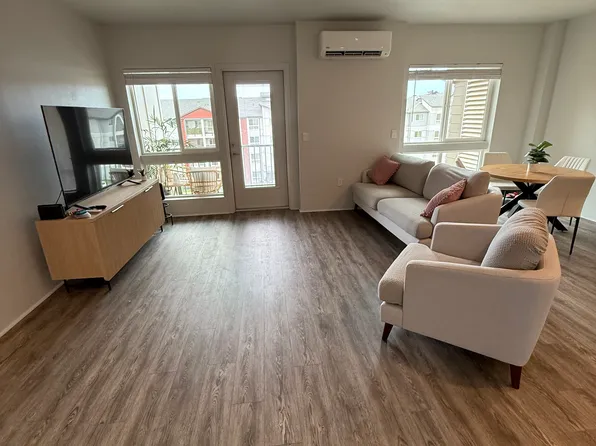 91-3641 Iwikuamoo St #2406, Ewa Beach, HI 96706
