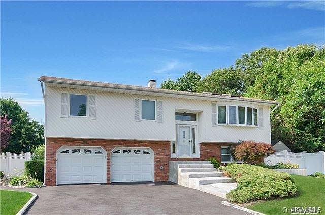 1st image of 7 N Kennedy Drive