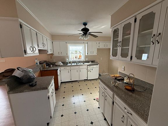 5th image of 444 L J Rd.