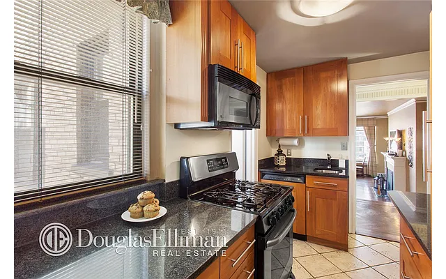 Sold by Douglas Elliman | media 4