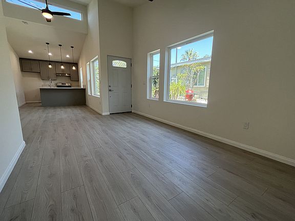 4th image of 336 W Olive Ave #1