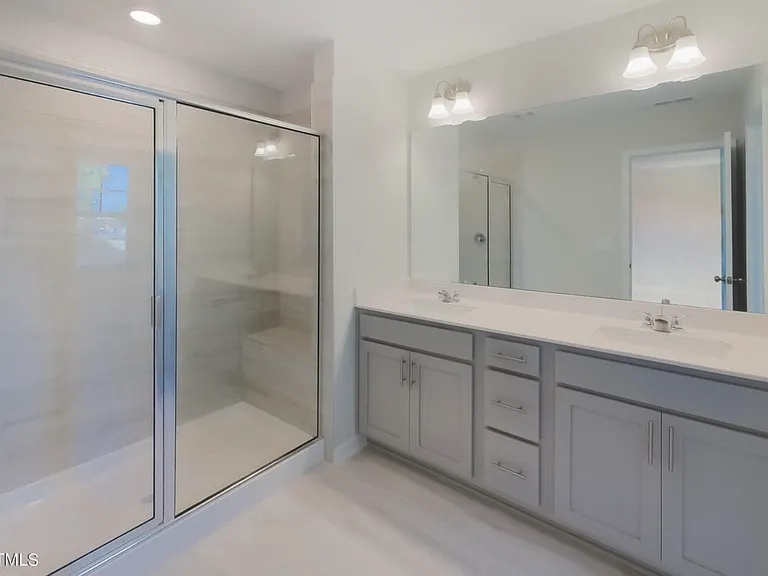 234 Deercroft Dr — Photo 3