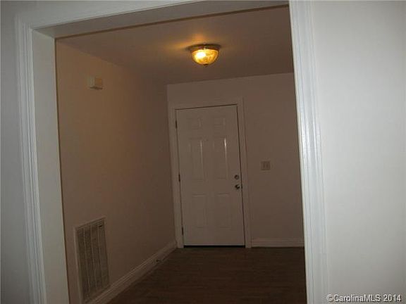 2nd image of 328 Forest Hollow Dr