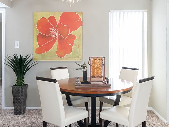5th image of 928 Del Prado Dr APT 136
