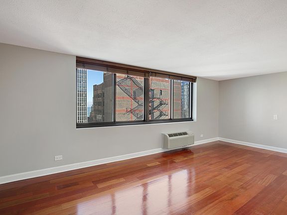 3rd image of 1201 N Dearborn St #1604N