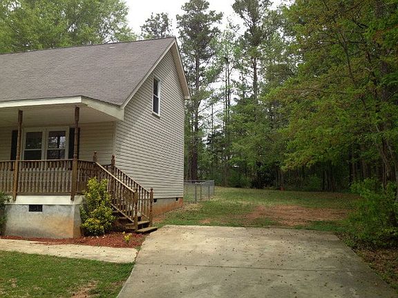 3rd image of 206 Lawton St
