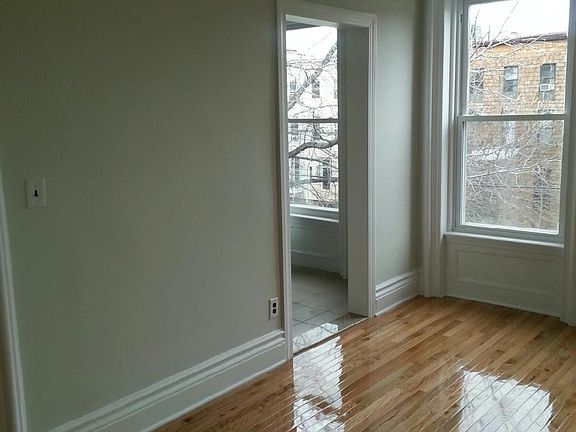 5th image of 1109 Bergen St