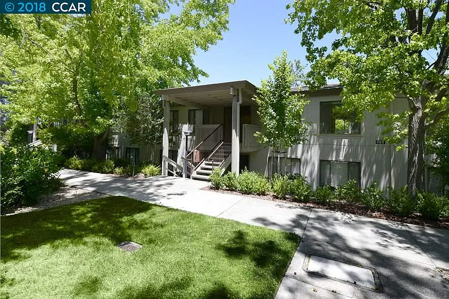 1160 Singingwood Ct APT 7 photo 1