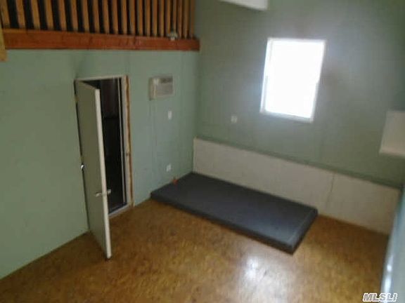 4th image of 10 Saint Margarets Blvd
