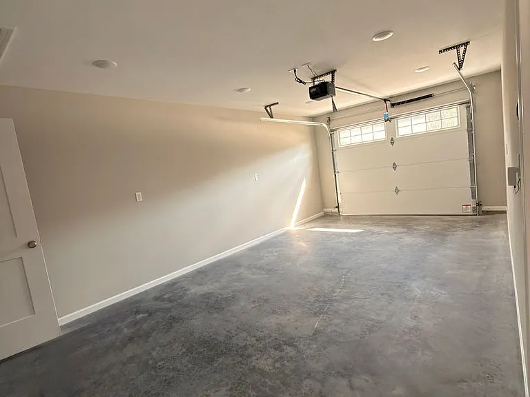 1802 Saint Mathews St — Photo 13