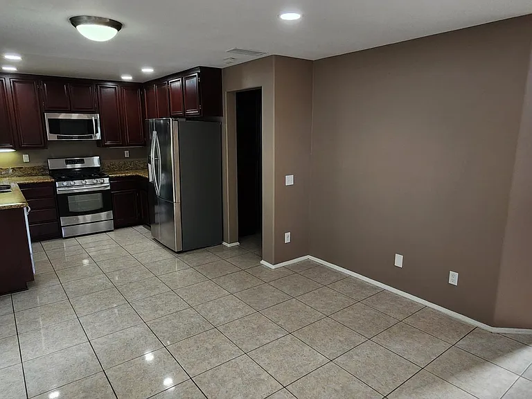 1251 Boca Raton Dr — Photo 5