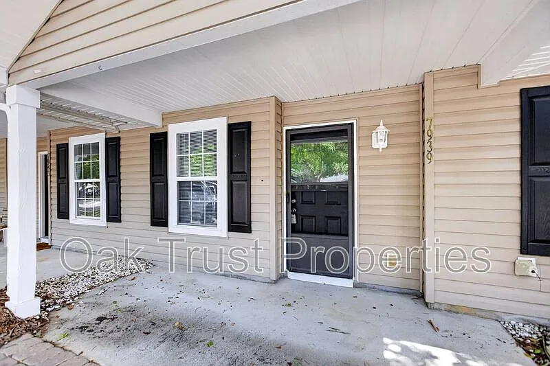 3 bed, 2.0 bath, 1268 sqft, $1,950 — Photo 4
