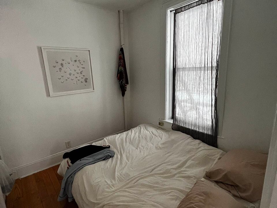 2nd image of 86 Kenmare St APT 3