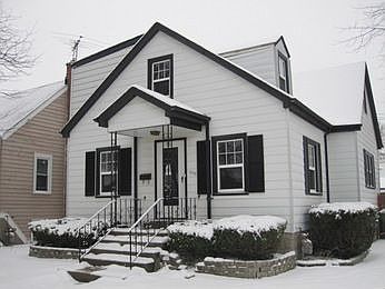 1st image of 9259 S Trumbull Ave