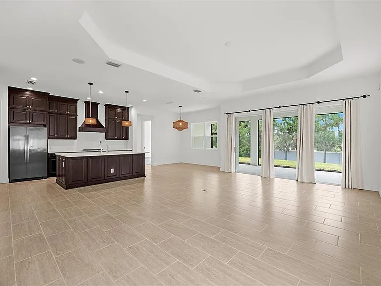 13744 Old Creek Ct — Photo 5