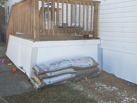 4th image of 8121 Lillian Hwy #81