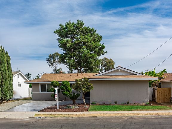 3rd image of 6271 S Lake Ct