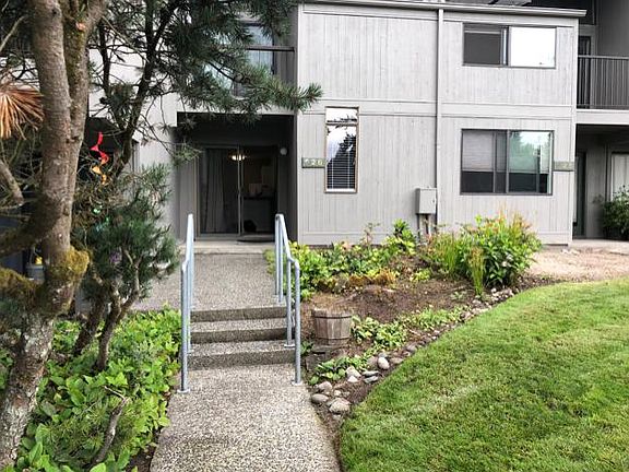 5th image of 6667 138th Ave NE #526