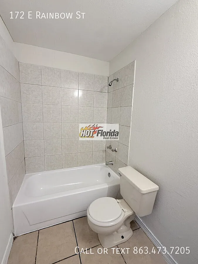2 Bedroom and 1 Bathroom — Photo 4