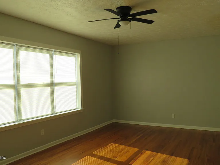 1935 San Marco Blvd #10 — Photo 10