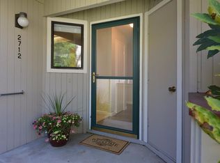 2712 Westberry Dr, Santa Rosa, CA 95403