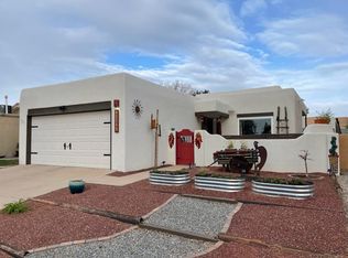 10219 Arroyo Crest Dr NW, Albuquerque, NM 87114