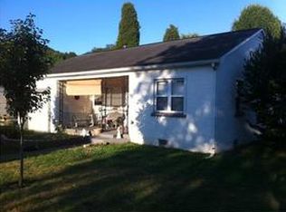 532 17th St, Dunbar, WV 25064