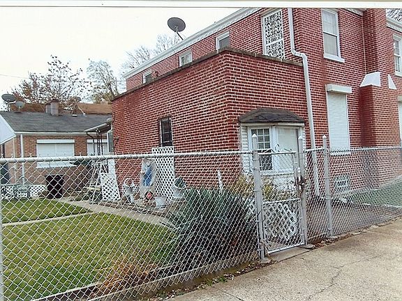 4th image of 6801 S Saint Lawrence Ave