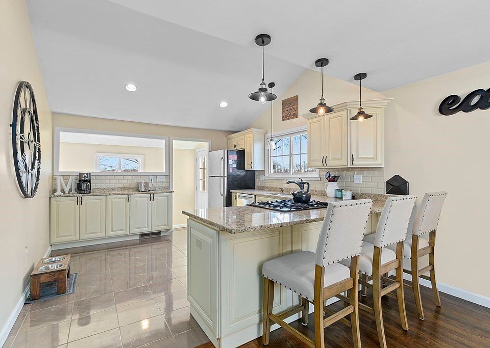 416 Butman Rd, Lowell, MA 01852 Zillow